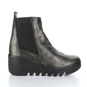 Fly London graphite round toe boots